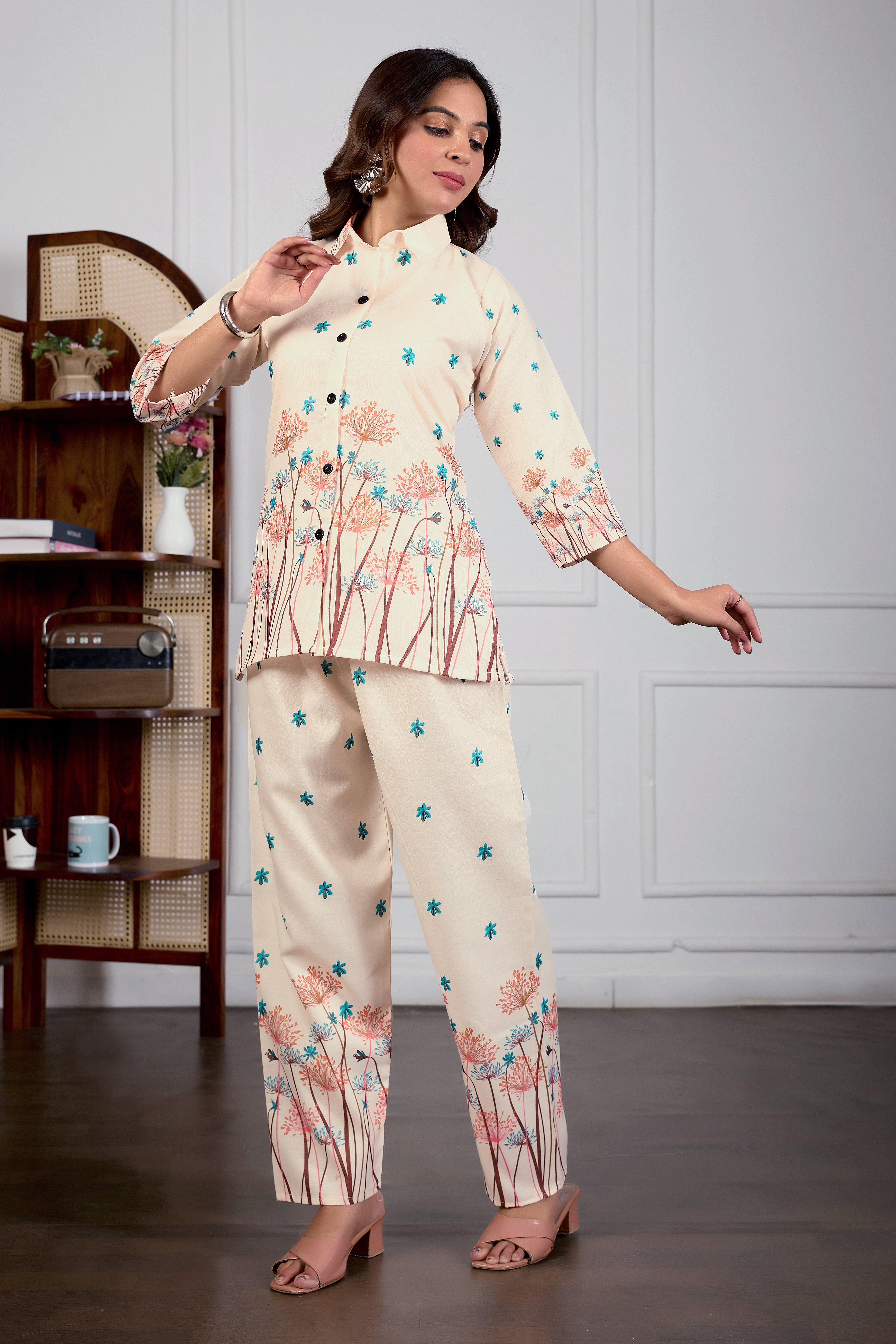 Cream Floral Printed Magic Fabric Co-ord Set for Women